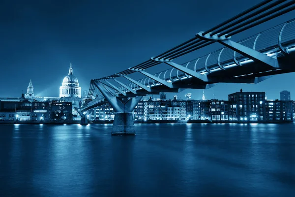 Millennium Bridge Pauls Cathedral Notte Londra — Foto Stock