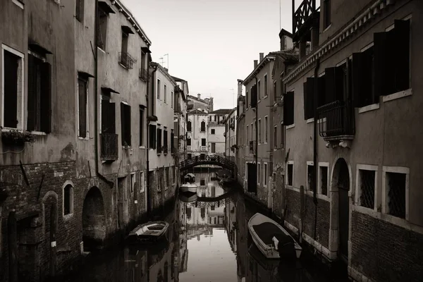 Wenecja Widok Kanał Zabytkowych Budynków Włochy — Zdjęcie stockowe