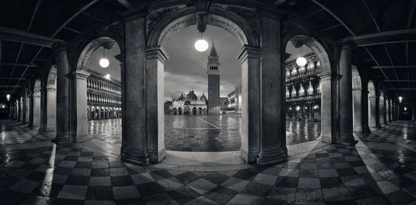 Salão Vista Panorâmica Noturna Piazza San Marco Veneza Itália — Fotografia de Stock