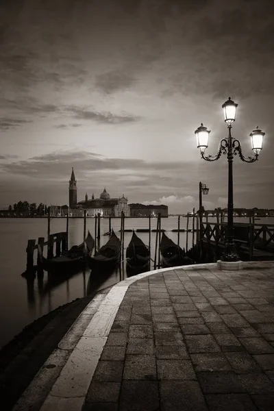 Гондоли Парк Воді Острів Сан Джорджо Маджоре Раннього Ранку Венеції — стокове фото