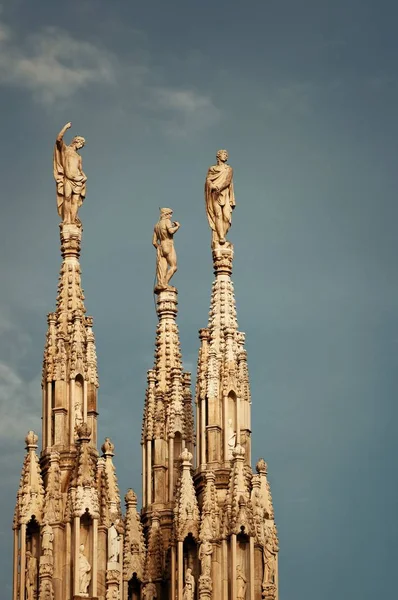 Статуя Даху Собору Центрі Мілана Італії — стокове фото