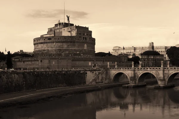 Castel Sant Angelo Most Nad Tybrem Rzymie Włochy Czerni Bieli — Zdjęcie stockowe