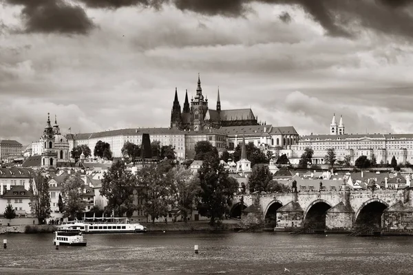 Прага Мост Через Реку Чехии — стоковое фото