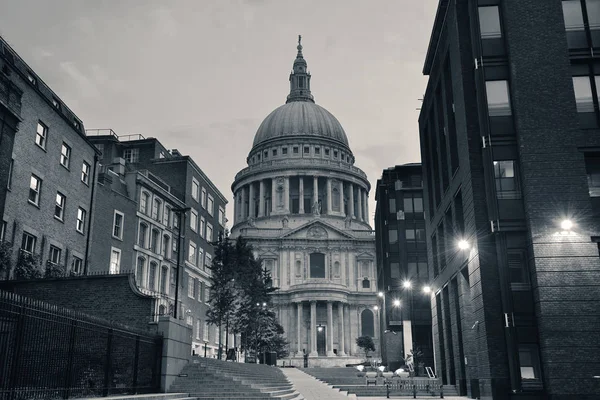 Katedrála Pavla Dopoledne Londýně — Stock fotografie
