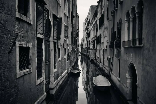 Vista Del Canal Venecia Con Edificios Históricos Italia — Foto de Stock