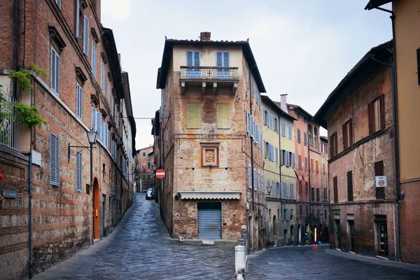 Straatzicht Met Oude Gebouwen Siena Italië — Stockfoto