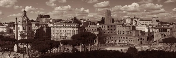 Řím Střešní Pohled Antickou Architekturou Itálii Panorama Černé Bílé — Stock fotografie