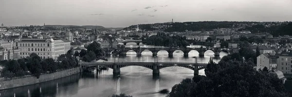 Praga Skyline Ponte Sobre Rio República Checa Panorama — Fotografia de Stock