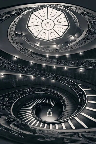 Escadaria Espiral Museu Vaticano Vista Grande Ângulo — Fotografia de Stock