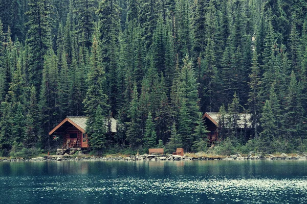 Jezero Hara Nábřeží Kabina Yohu Národní Park Kanada — Stock fotografie