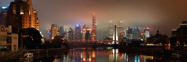 Çin Deki Modern Gökdelenlerle Şanghay Gökdeleni Gece Görüşü — Stok fotoğraf