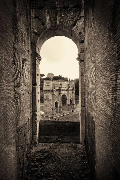 Archway Colosseum Dengan Arch Constantine Landmark Terkenal Dunia Dan Simbol — Stok Foto