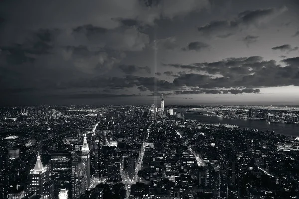 Нью Йорк Центр Хмарочосу Вночі Дивиться Пам Ять Вересня — стокове фото