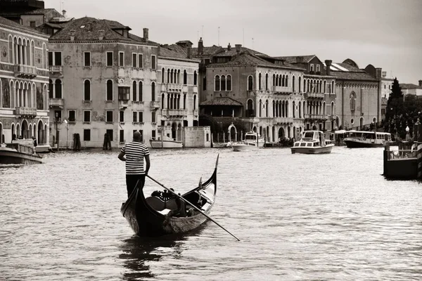 Gondole Dans Canal Venise Italie — Photo