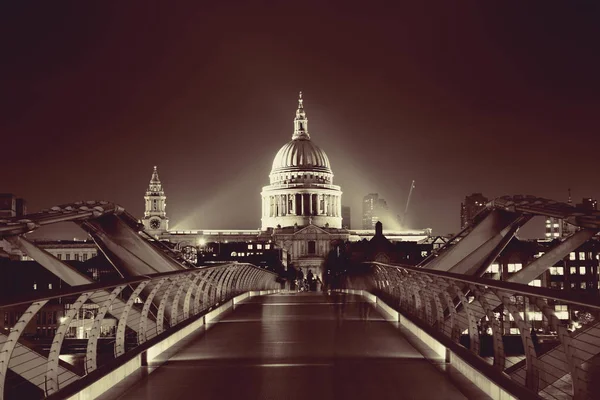 Millennium Bridge Pauls Cathedral Night London — Stock Photo, Image