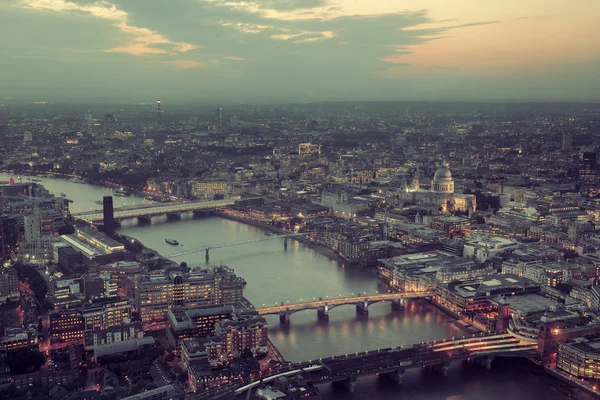 Londyn Dachu Widok Panoramy Zachód Słońca Architektury Miejskiej Mosty — Zdjęcie stockowe