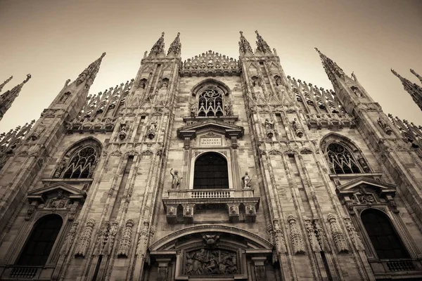 Milan Cathedral Closeup Beautiful Pattern Sculpture Italy — Stock Photo, Image