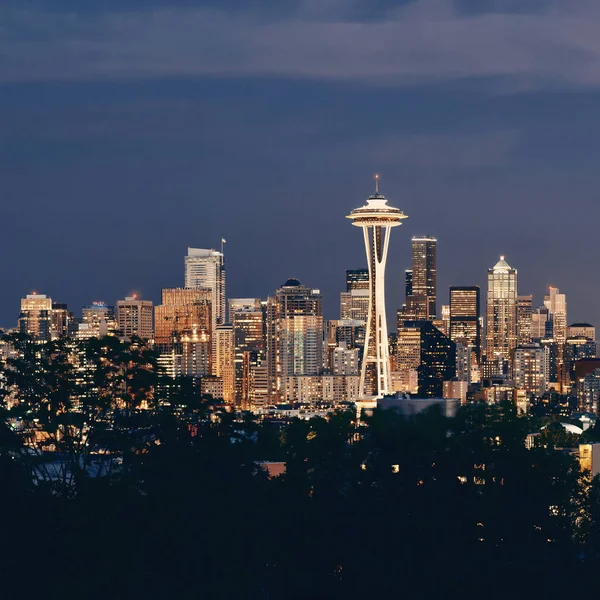 Horizonte Cidade Seattle Noite Com Edifícios Escritórios Urbanos Vistos Kerry — Fotografia de Stock