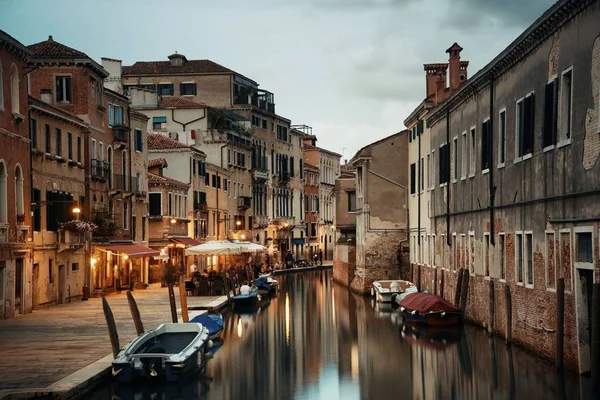 Venetië Uitzicht Gracht Met Historische Gebouwen Italië — Stockfoto