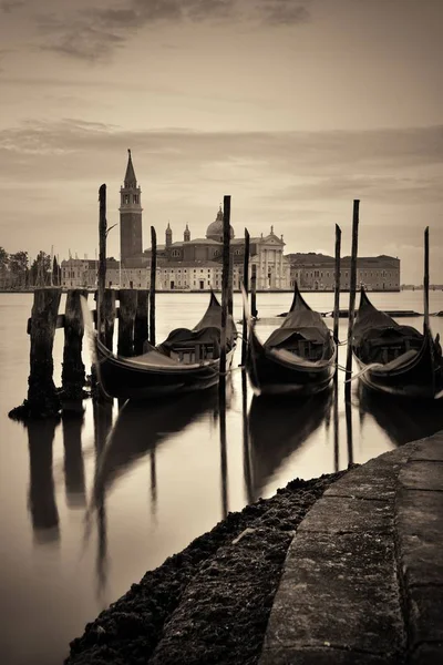 Parc Gondoles Dans Eau San Giorgio Maggiore Île Venise Italie — Photo