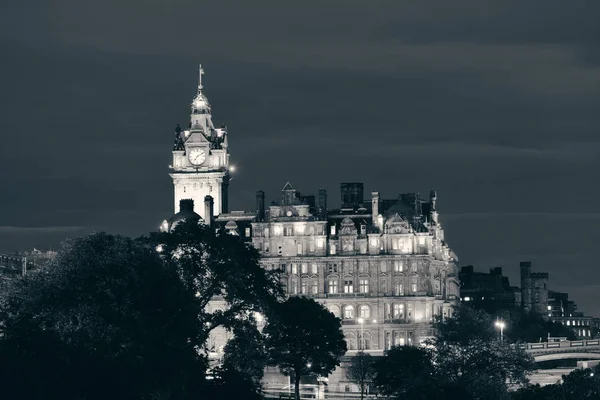 Balmoral Hotel Καμπαναριό Και Θέα Στην Πόλη Του Εδιμβούργου Νύχτα — Φωτογραφία Αρχείου