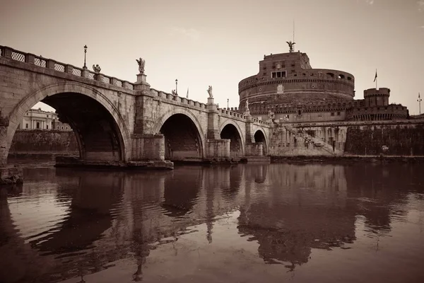 Castel Sant Angelo Włoszech Rzym Most Przez Rzekę Tyber — Zdjęcie stockowe