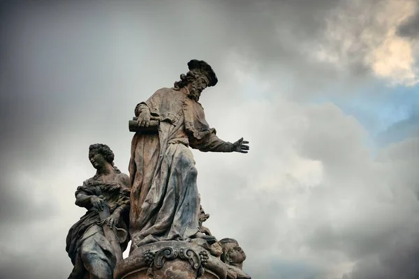 Primo Piano Della Statua Ponte Carlo Praga Repubblica Ceca — Foto Stock