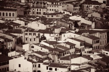 İtalya 'da Floransa' da eski binaların çatıları siyah beyaz