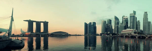 Singapurský Panorama Městskými Budovami Nad Vodou — Stock fotografie