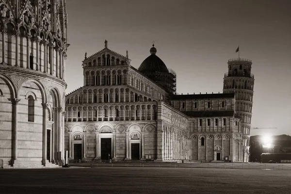 Leaning Tower Gece Katedrali Nde Pisa Talya Dünya Çapında Bilinen — Stok fotoğraf