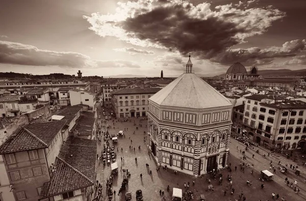 Floransa Daki Piazza Del Duomo Çatı Manzarası — Stok fotoğraf