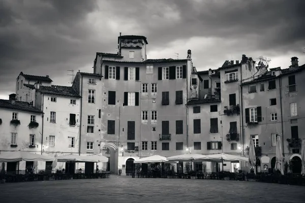 Piazza Dell Anfeeeatro Lucca Italy Night View — 스톡 사진