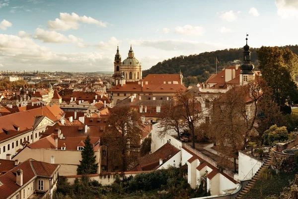 Прага Вид Крышу Историческими Зданиями Чехии — стоковое фото
