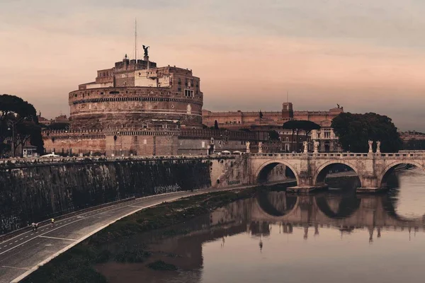 Замок Сан Анджело Италии Рим Через Реку Тибр — стоковое фото