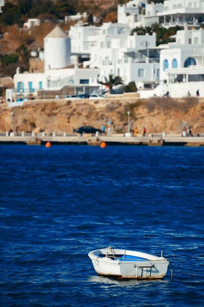 Barca Nella Baia Nell Isola Mykonos Grecia — Foto Stock