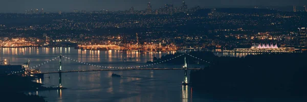 Vancouver Cidade Montanha Vista Superior Noite Com Edifícios Ponte — Fotografia de Stock