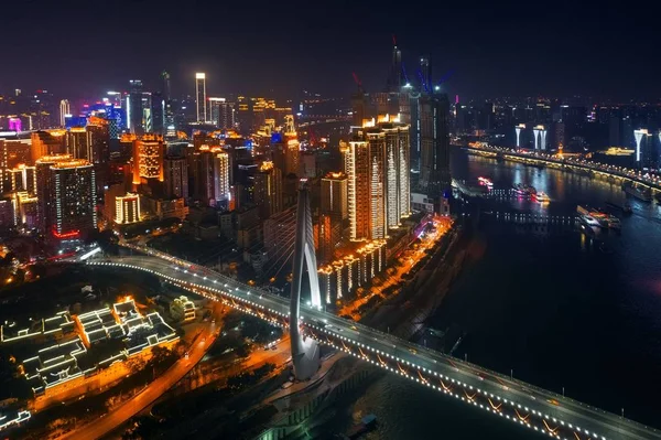 Gece Chongqing Çin Köprü Şehir Mimarisinin Hava Görüntüsü — Stok fotoğraf