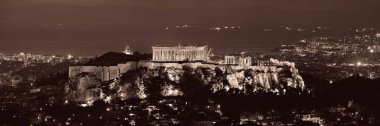 Atina Akropol gece manzarası