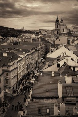 Prag manzarası çatı görünümü kubbe