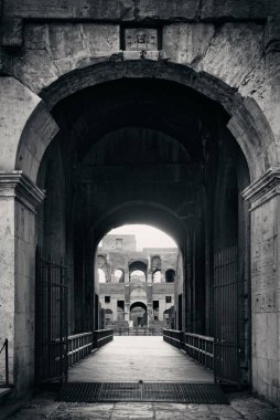 Roma 'da kolezyum