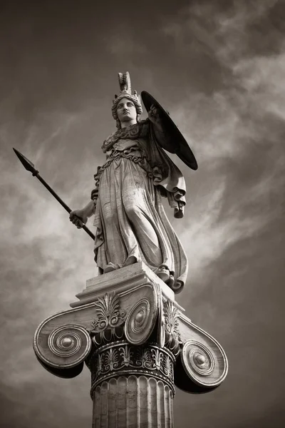 雅典娜雕像 — 图库照片
