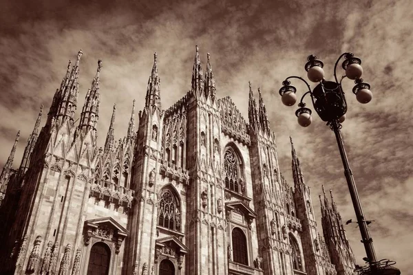 Duomo Και Φωτιστικό Στην Πλατεία Cathedral Piazza Del Duomo Στα — Φωτογραφία Αρχείου