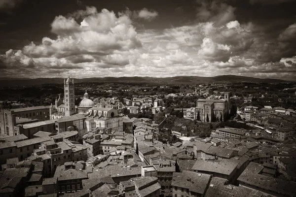 Weergave van Siena op het dak — Stockfoto
