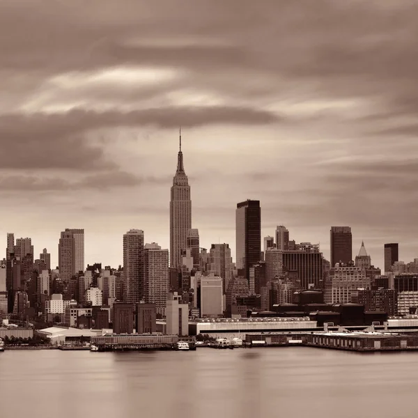 Manhattan midtown skyline — Fotografia de Stock