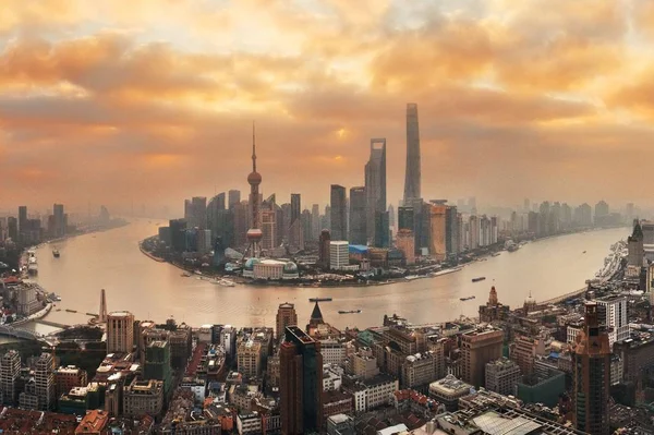 Shanghai city sunrise aerial view with Pudong business district — Stock Photo, Image