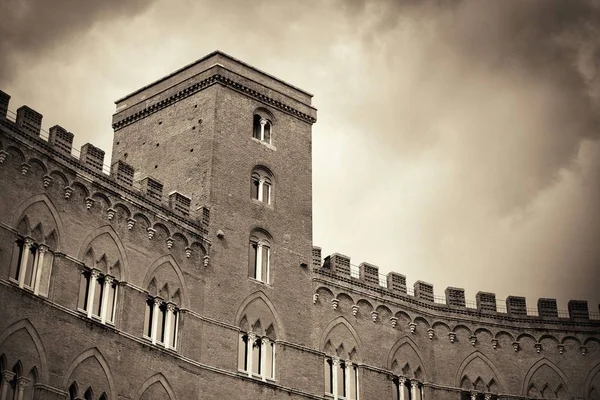 Historiska Siena — Stockfoto