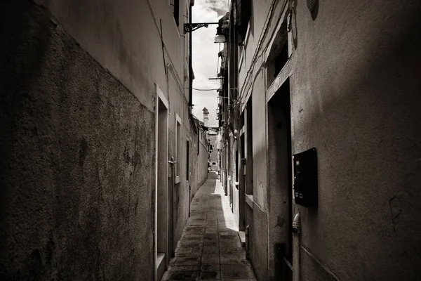 Alley Άποψη Ιστορικά Κτίρια Στη Βενετία Ιταλία — Φωτογραφία Αρχείου