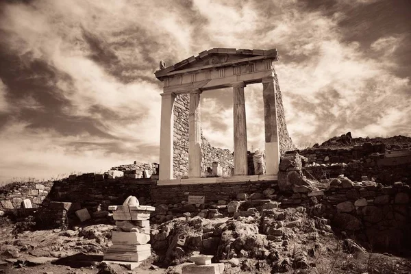 Храм в delos — стокове фото