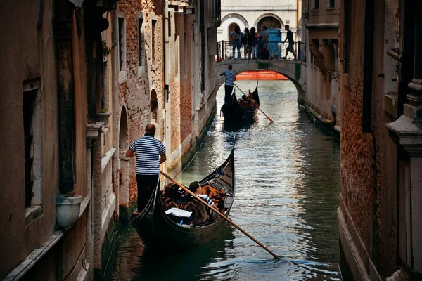 Gondelfahrt Kanal Mit Historischen Gebäuden Venedig Italien — Stockfoto