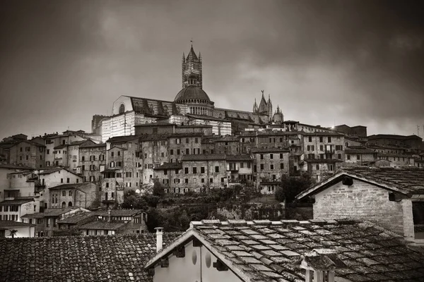 Catedral de Siena noite — Fotografia de Stock